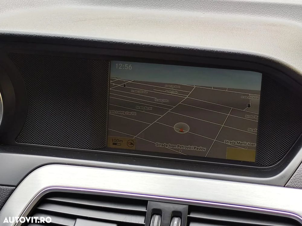 Mercedes-Benz C - 14