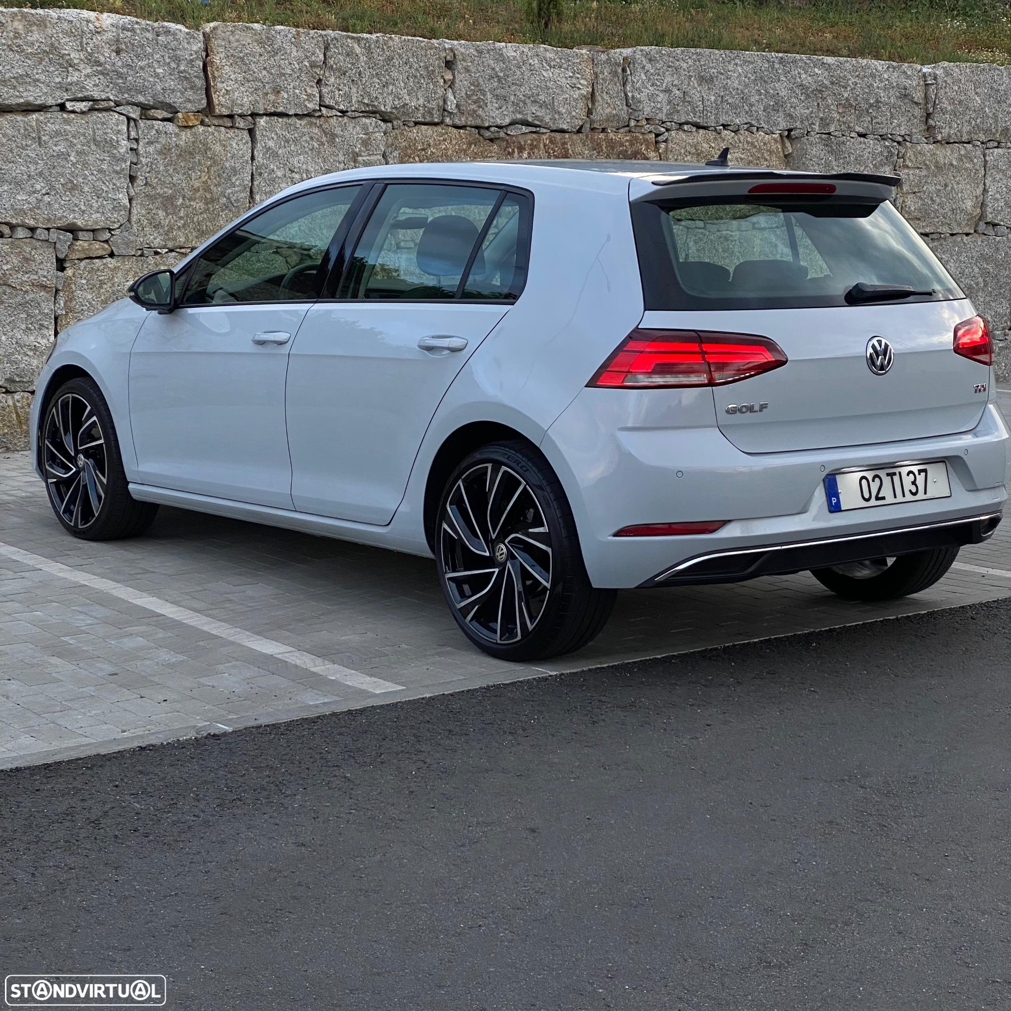 VW Golf 1.6 TDI Highline - 5