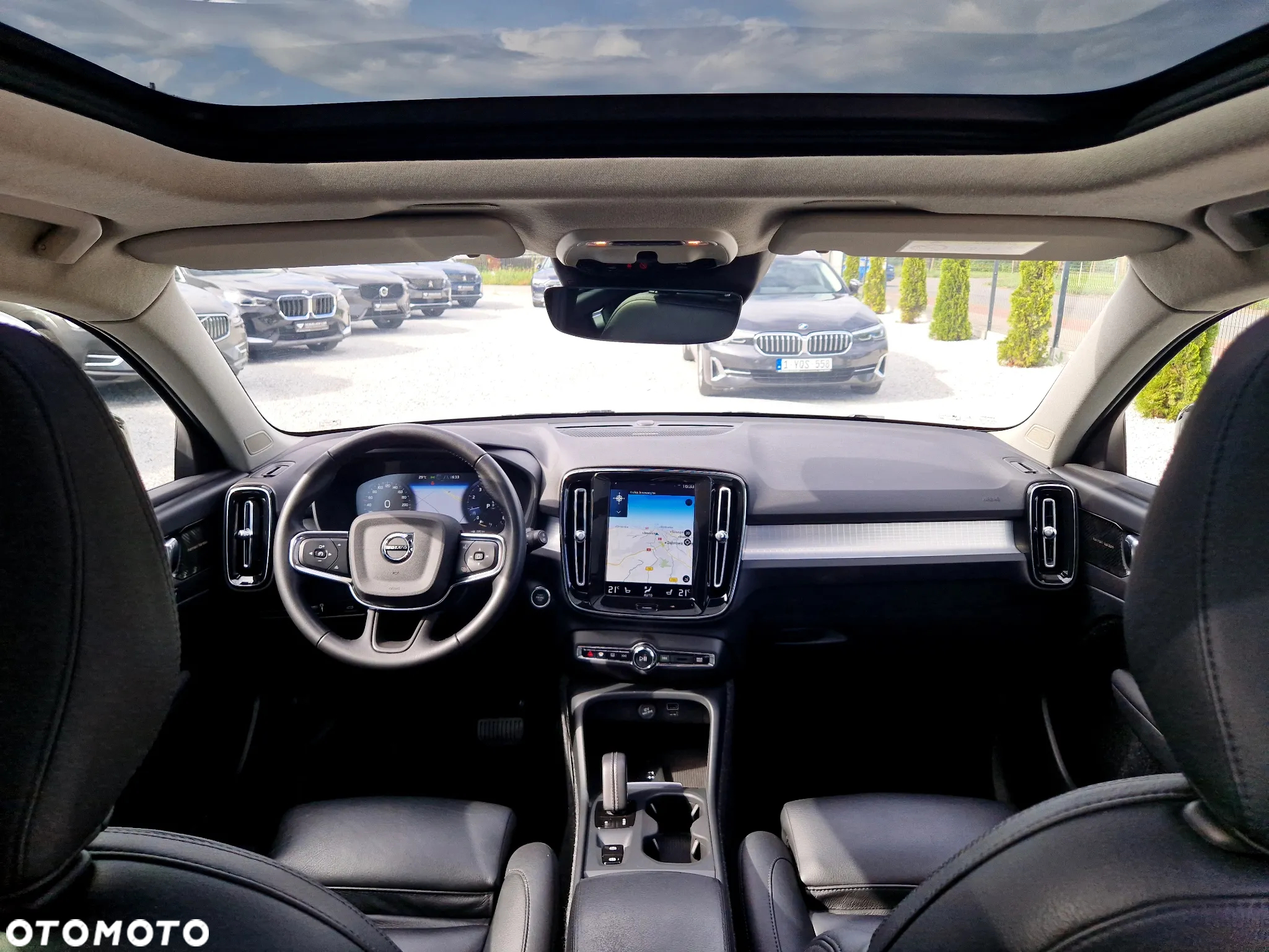 Volvo XC 40 T3 R-Design - 9