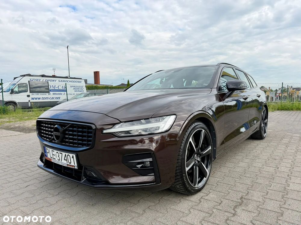 Volvo V60 D3 R-Design - 1