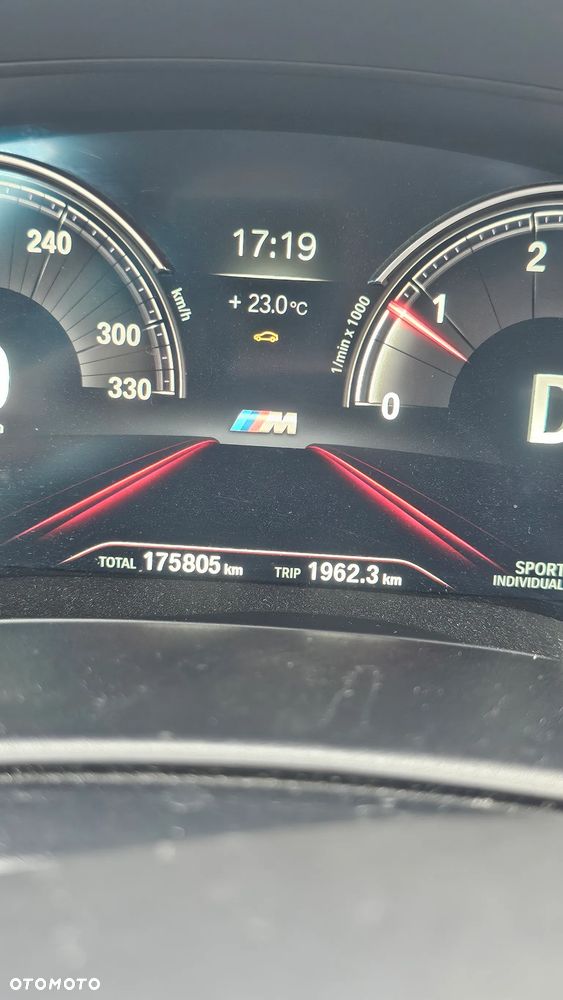 BMW Seria 5 520d xDrive M Sport sport - 22