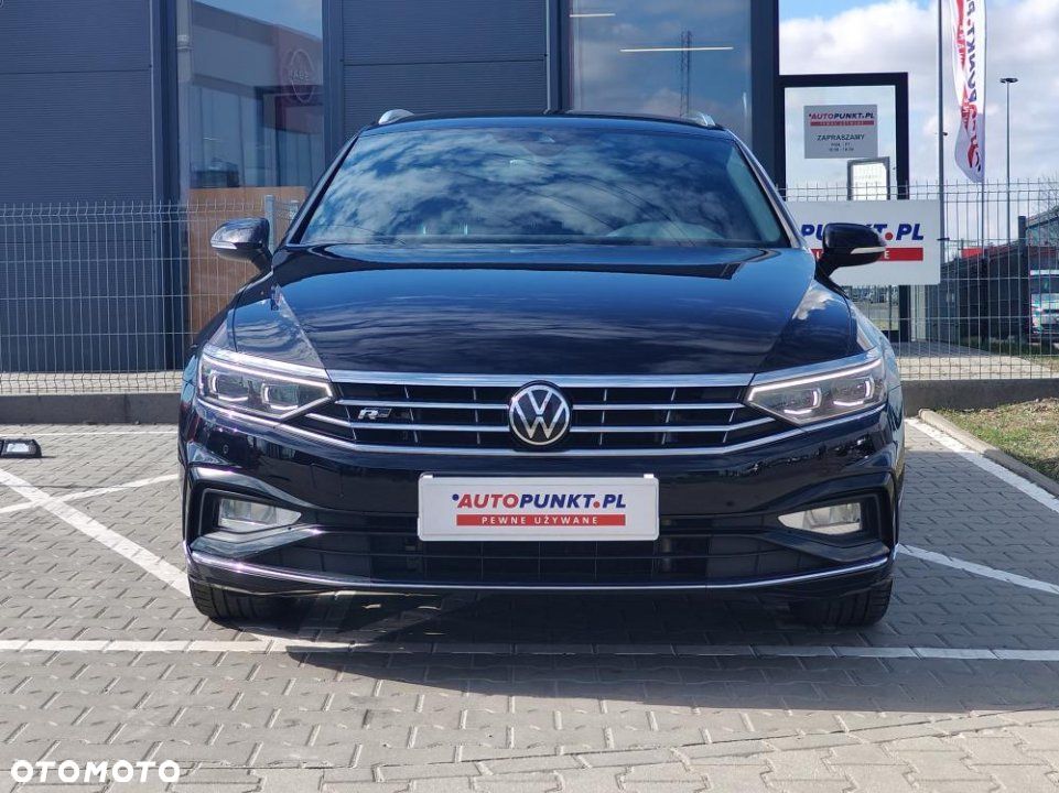 Volkswagen Passat - 2