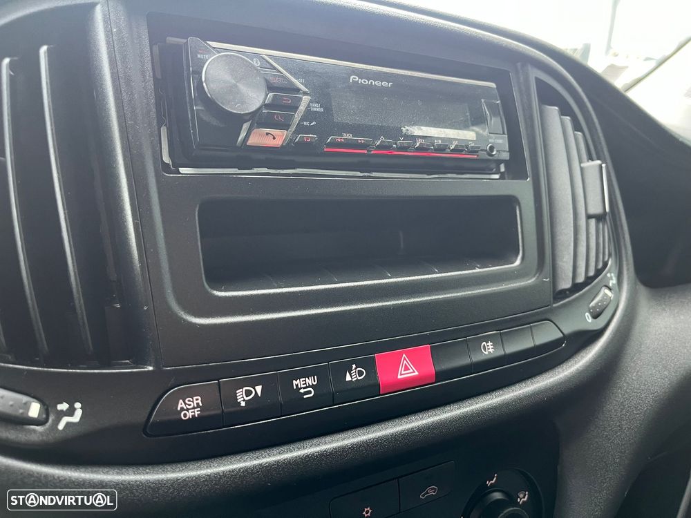 Fiat Doblo 1.3 Multiject 3 LUGARES - 14