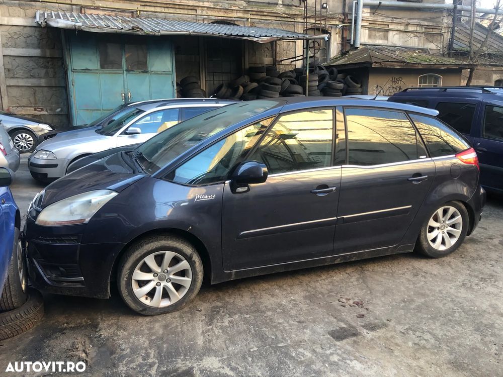 Dezmembrez Citroen C4 Picasso 2008 1.6 HDI - 1