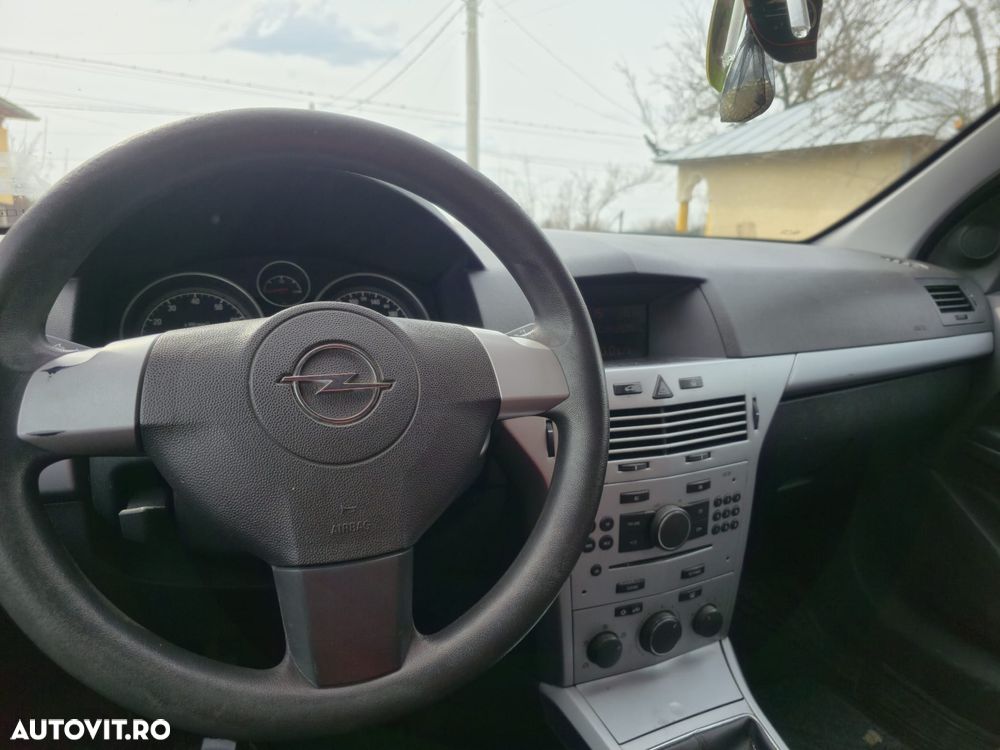 Opel Astra - 18