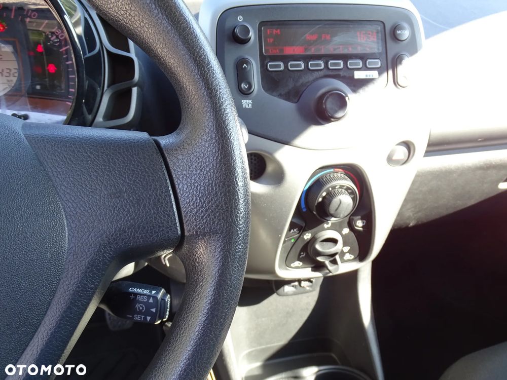 Citroën C1 VTi 68 SELECTION - 29