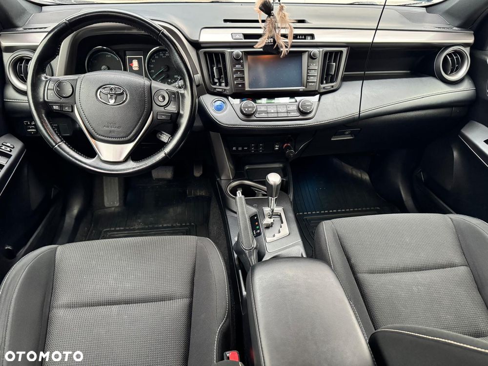 Toyota RAV4 Hybrid Premium 4x2 - 14