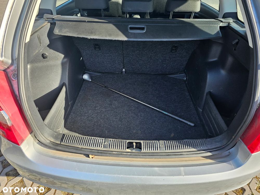 Skoda Fabia 1.4 16V Comfort - 13