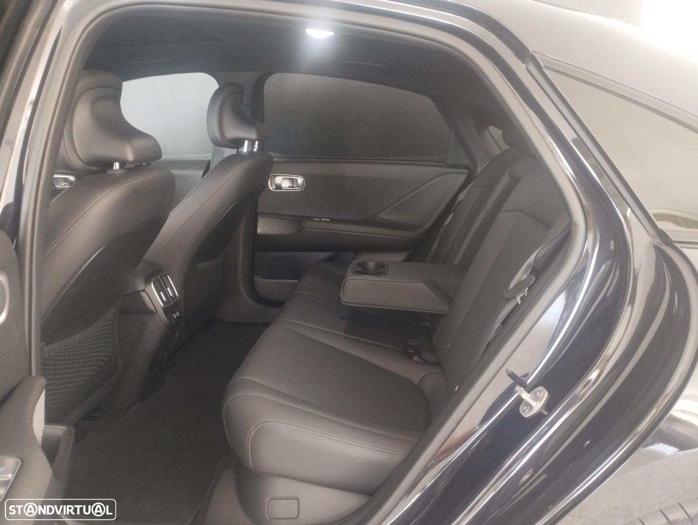 Hyundai Ioniq 6 77,4 kWh Dynamiq - 4