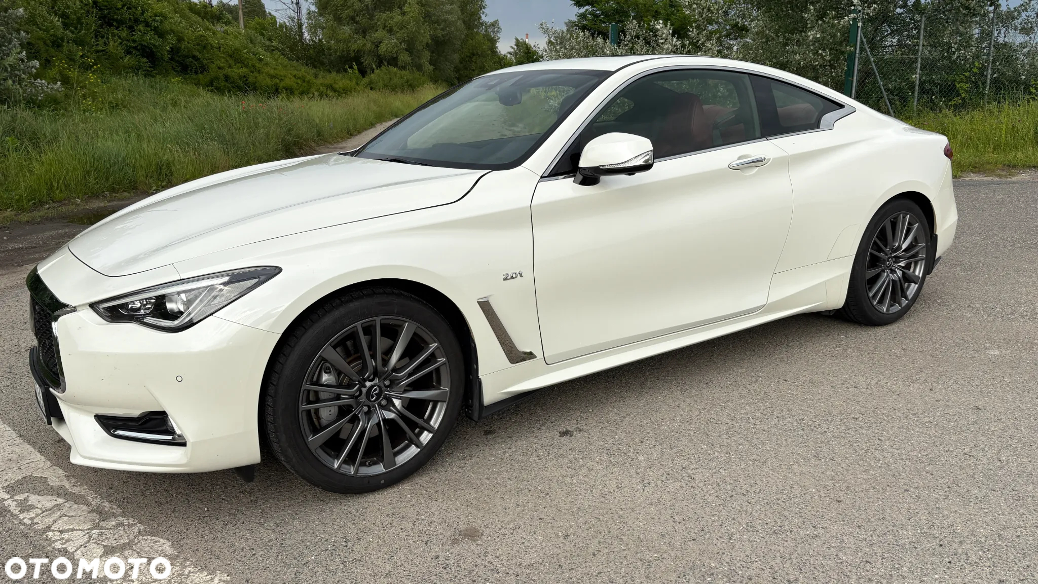 Infiniti Q60 2.0t Sport - 5