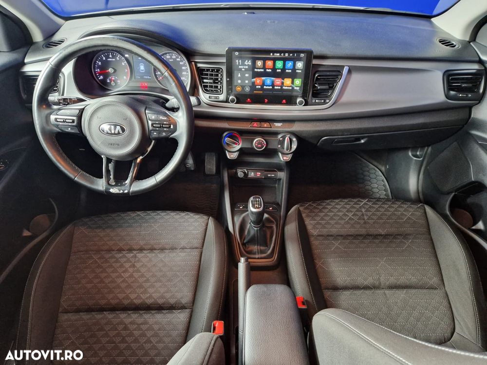 Kia Rio - 12