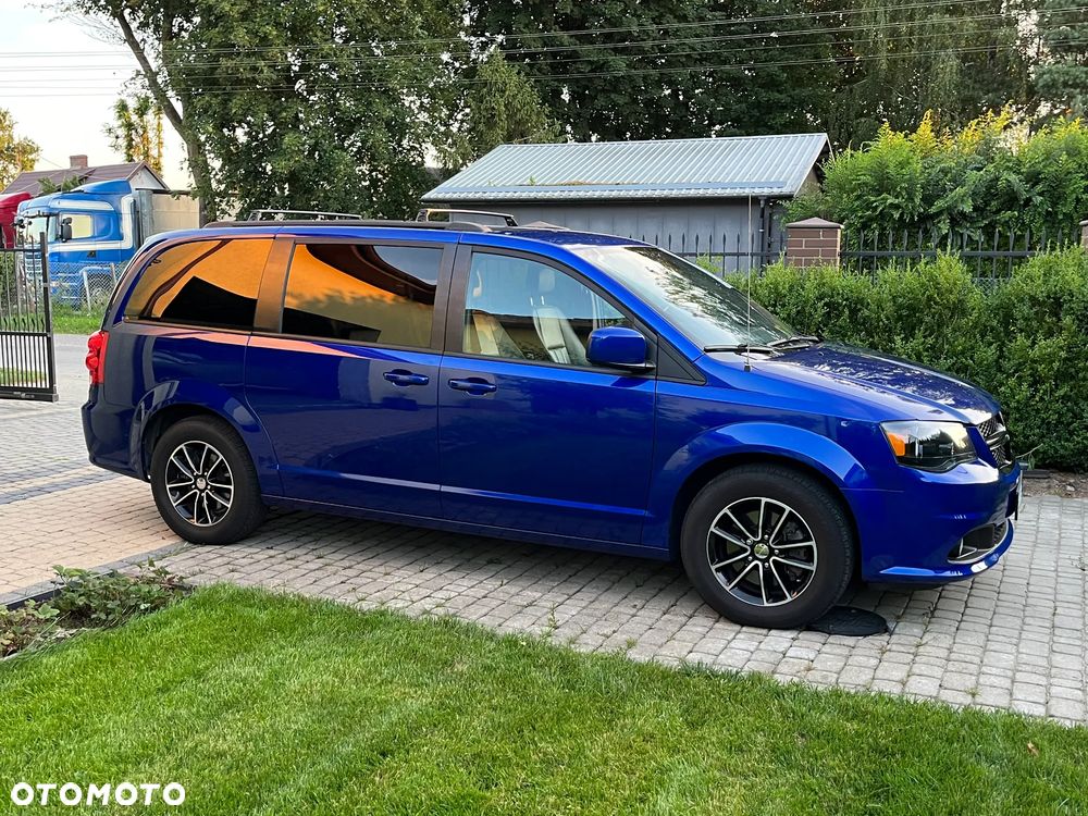 Dodge Grand Caravan 3.6 R/T - 13