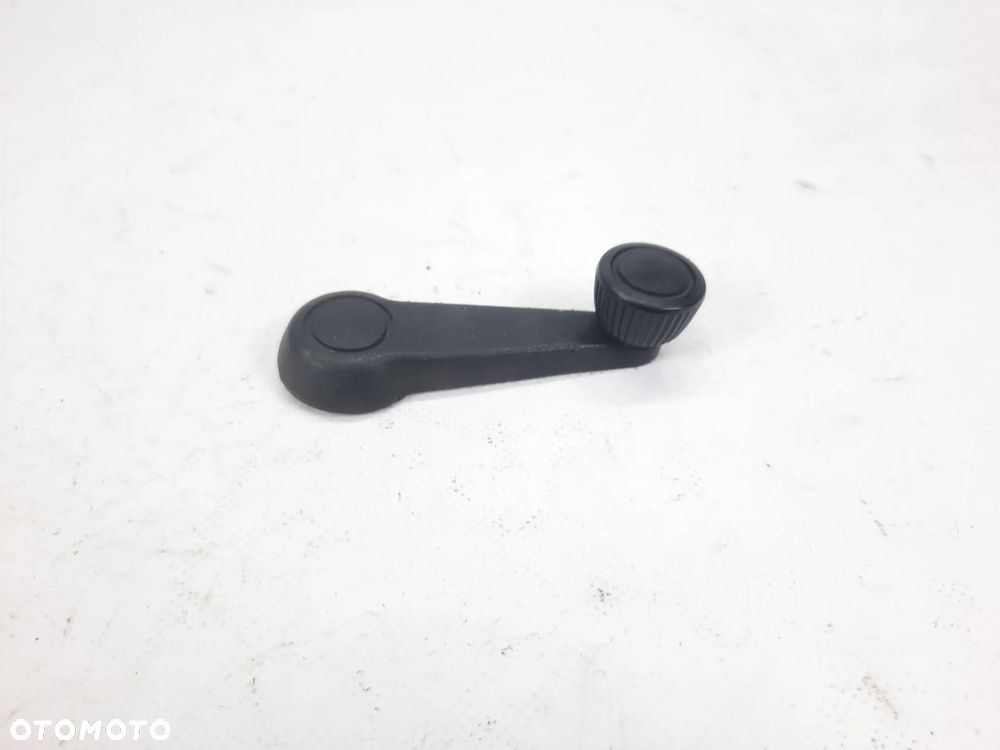 Golf Jetta Scirocco PORSCHE 924 74-84 Korbka szyby - 3