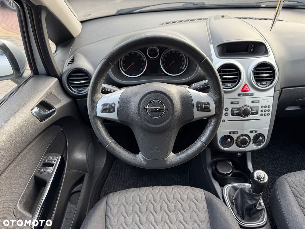 Opel Corsa 1.2 16V Enjoy - 15