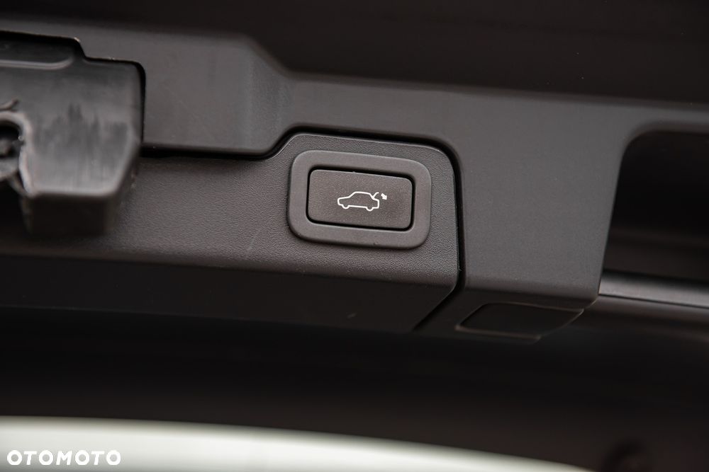 Land Rover Range Rover Evoque - 30