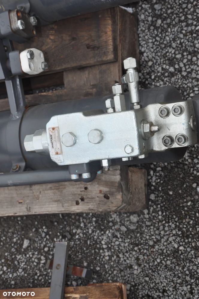 Zamek hydrauliczny siłownika Doosan DX 225 LC NOWY - 5