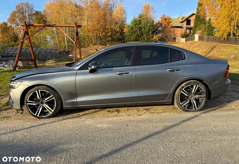 Volvo S60 T5 AWD R-Design - 6