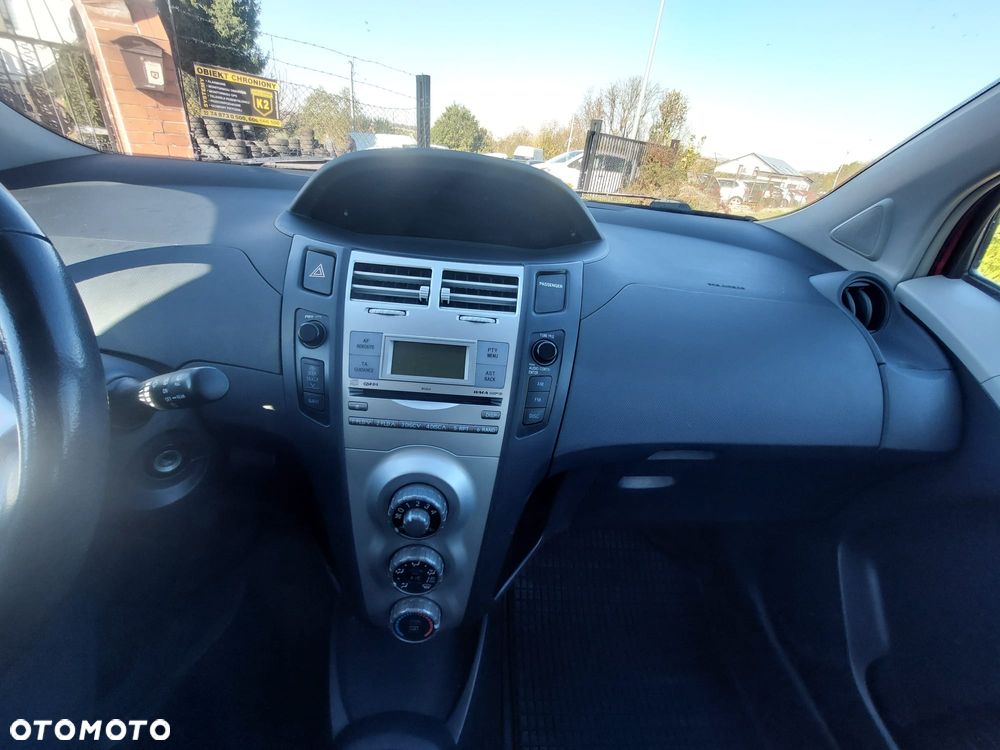 Toyota Yaris 1.4 D-4D Life - 26