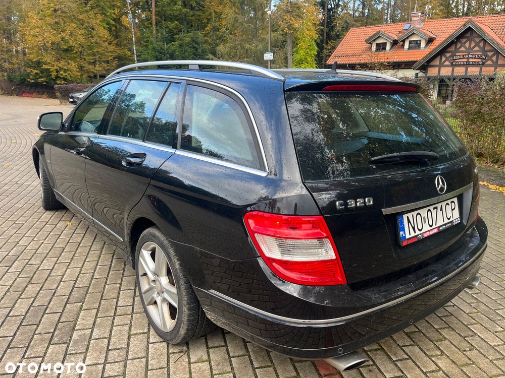 Mercedes-Benz Klasa C 320 CDI DPF 7G-TRONIC Elegance - 4