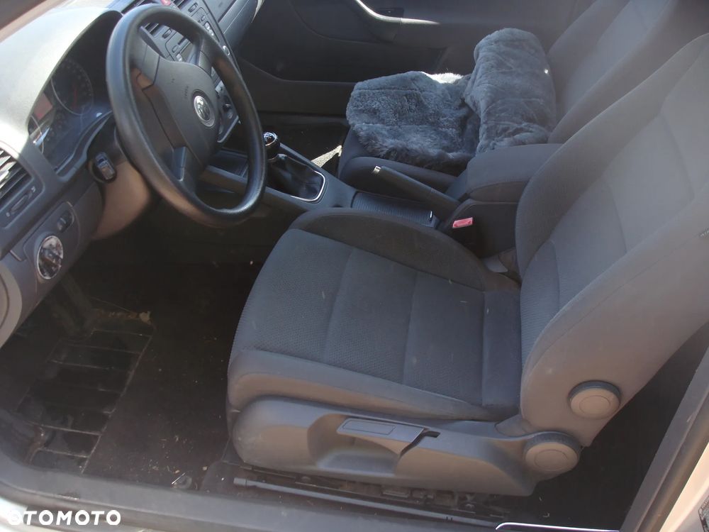 Volkswagen Golf 1.4 Comfortline - 2