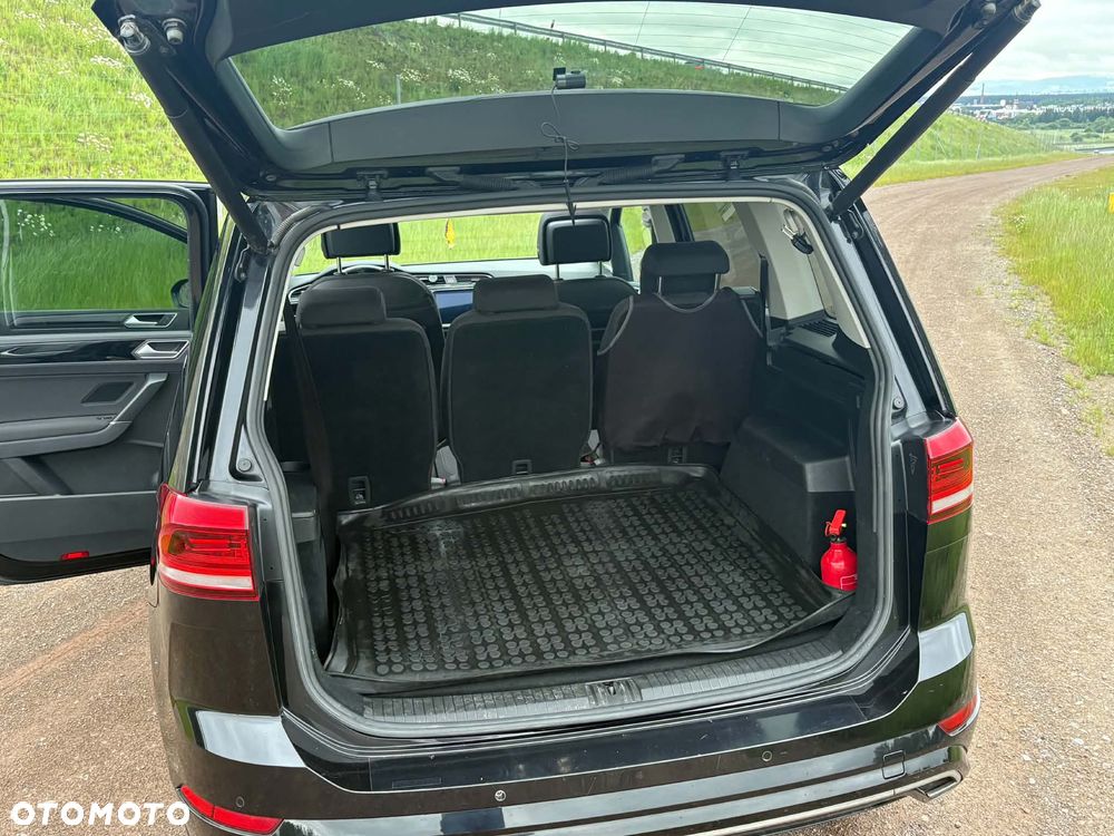 Volkswagen Touran 1.5 TSI EVO Highline - 3