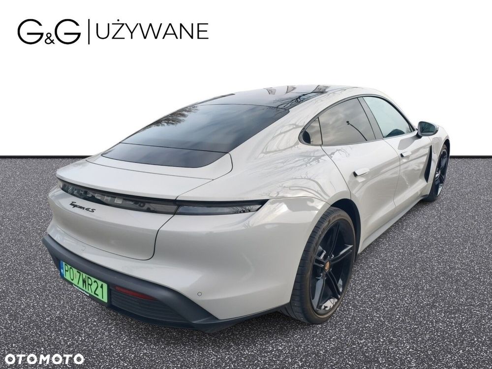 Porsche Taycan - 4