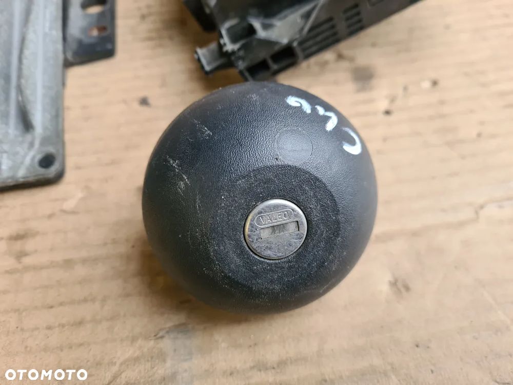 Renault Clio 2 lift 1.5 DCI zestaw startowy skrzynka UCH komputer silnika stacyjka wkładka drzwi kierowcy kluczyk - 7