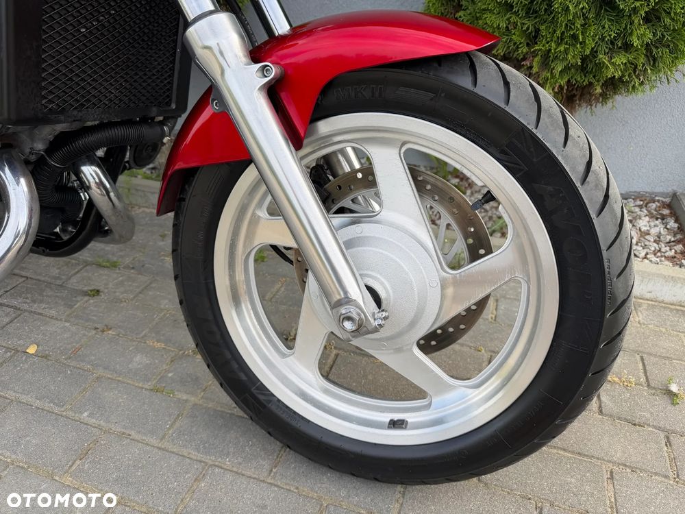 Honda VF - 12