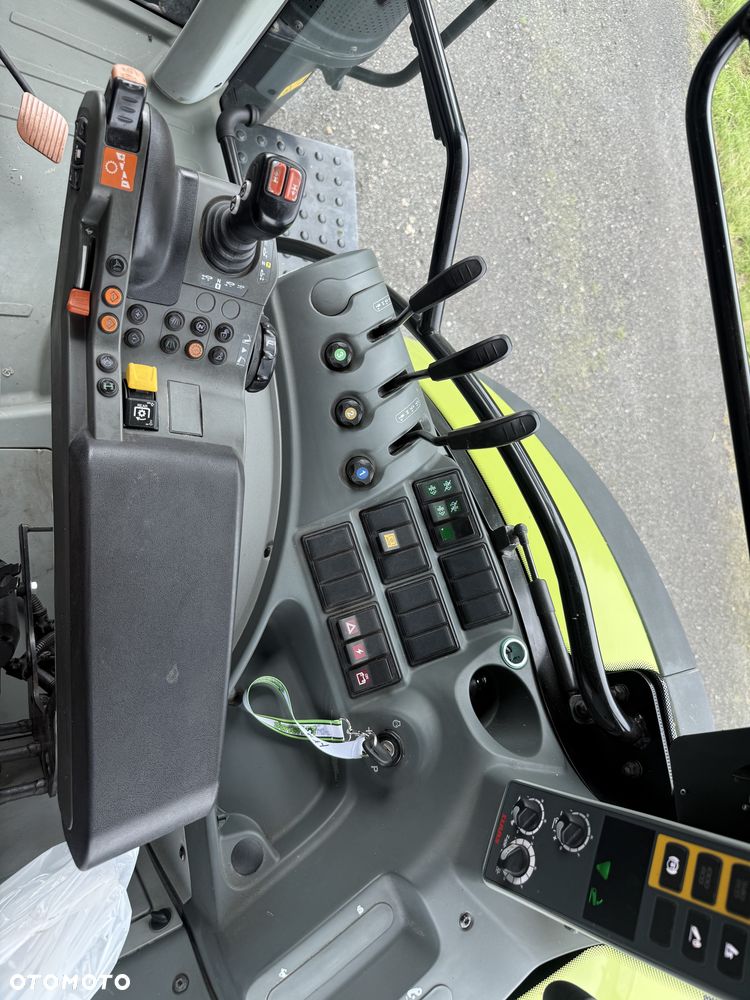 Claas Arion 510 - 15