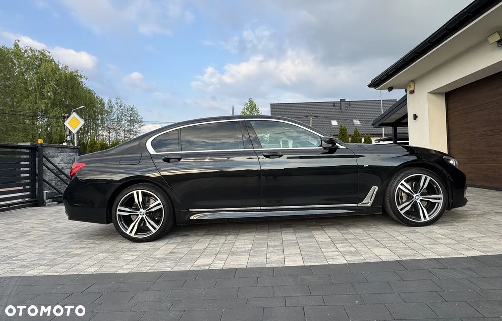 BMW Seria 7 740d xDrive - 17