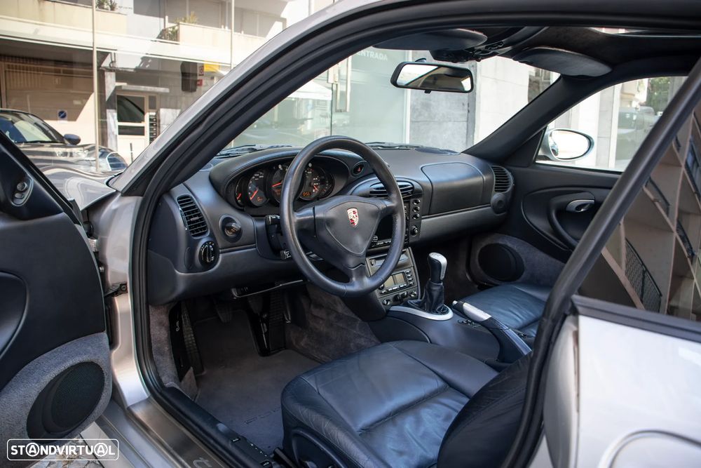 Porsche 911 (996) Turbo - 6