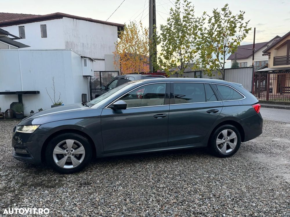 Skoda Octavia Combi 2.0 TDI Ambition - 19