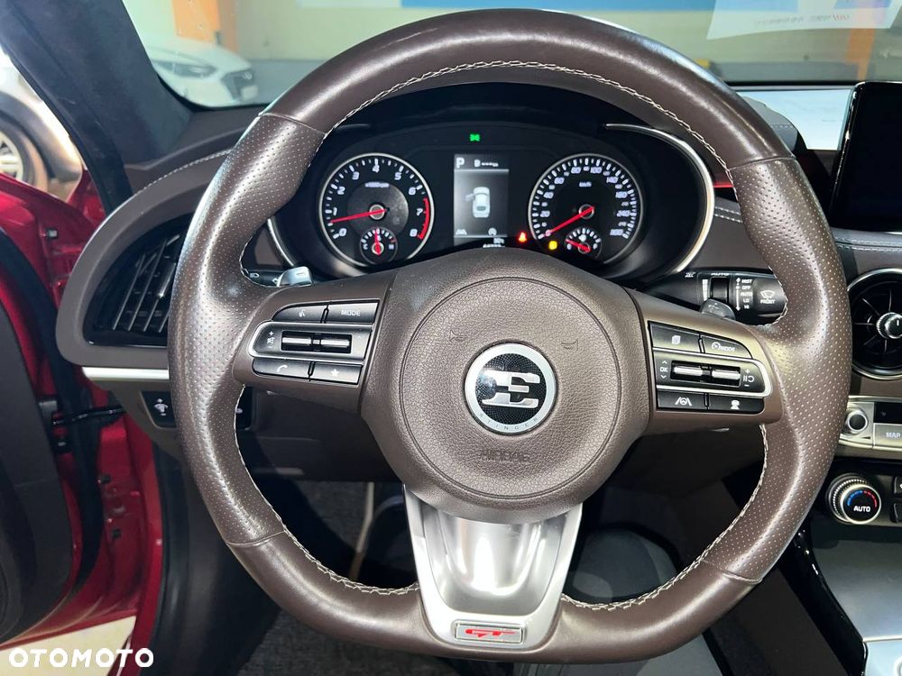 Kia Stinger 3.3 T-GDI V6 GT AWD - 27