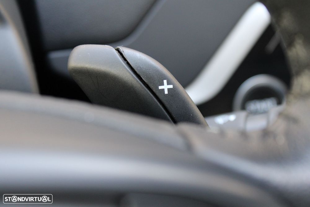 Citroën C4 Spacetourer PureTech 130 Stop&Start EAT8 SHINE - 17