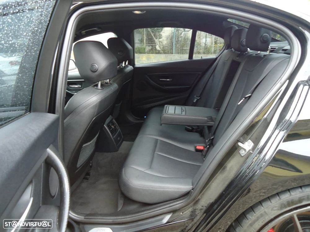 BMW 318 d Auto Pack M - 8