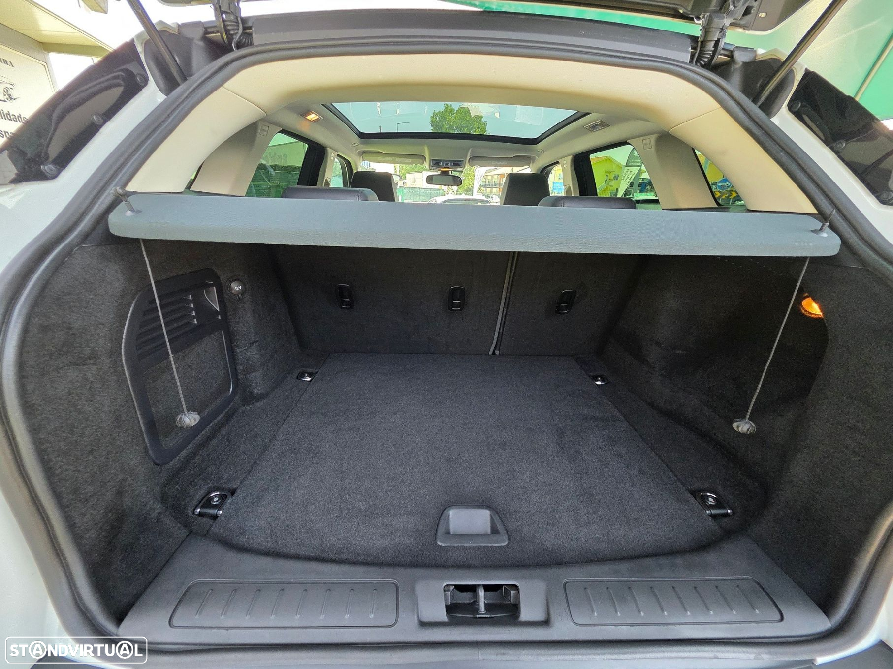 Land Rover Range Rover Evoque 2.2 eD4 Pure - 19