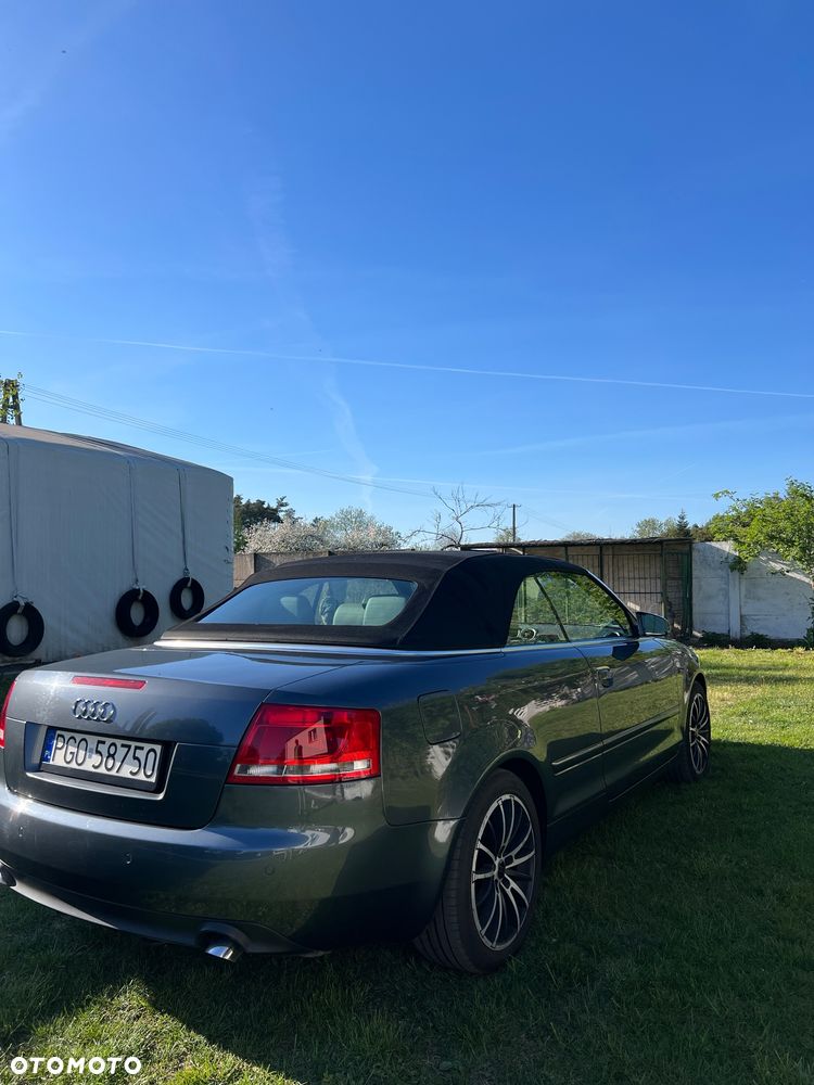 Audi A4 Cabrio - 4