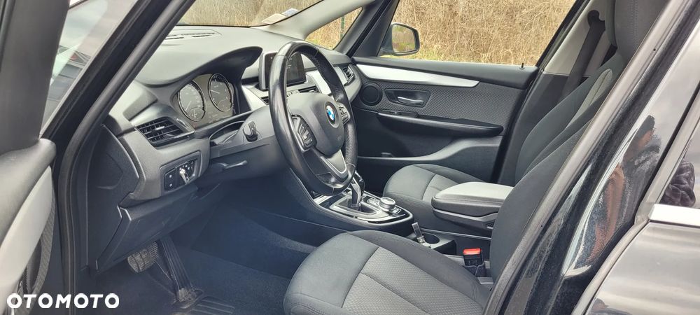 BMW Seria 2 216d Active Tourer - 23