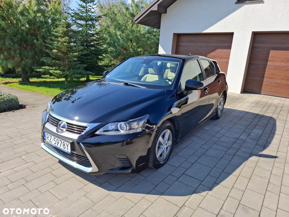 Lexus CT 200h Elite - 2