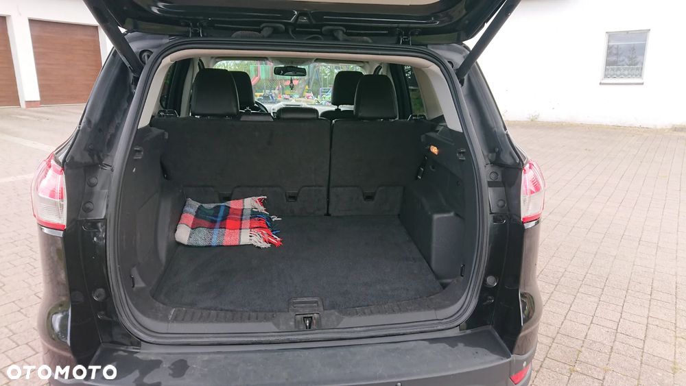 Ford Escape 2.0 EcoBoost AWD Titanium - 3