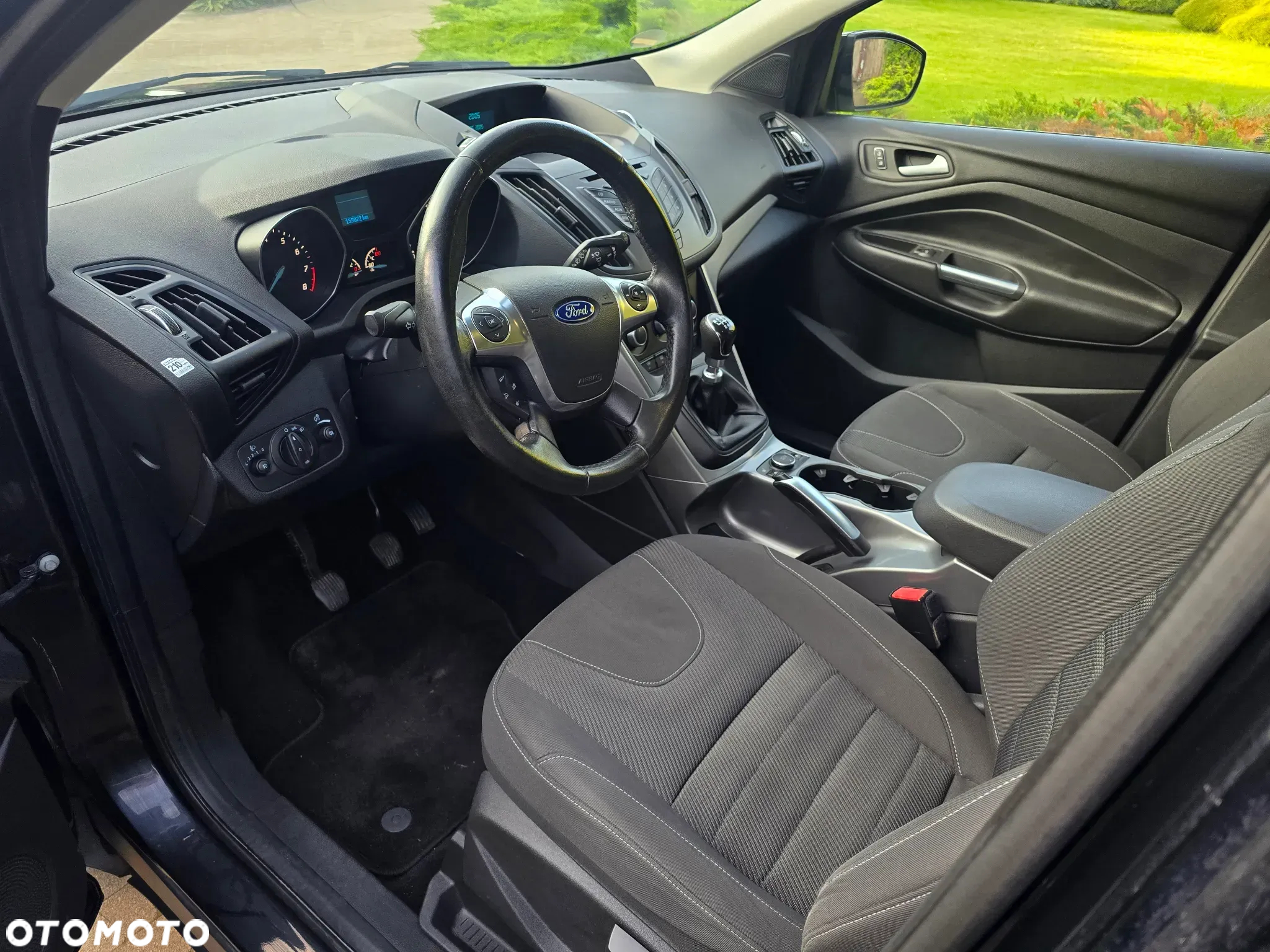 Ford Kuga 1.6 EcoBoost 2x4 Titanium - 8