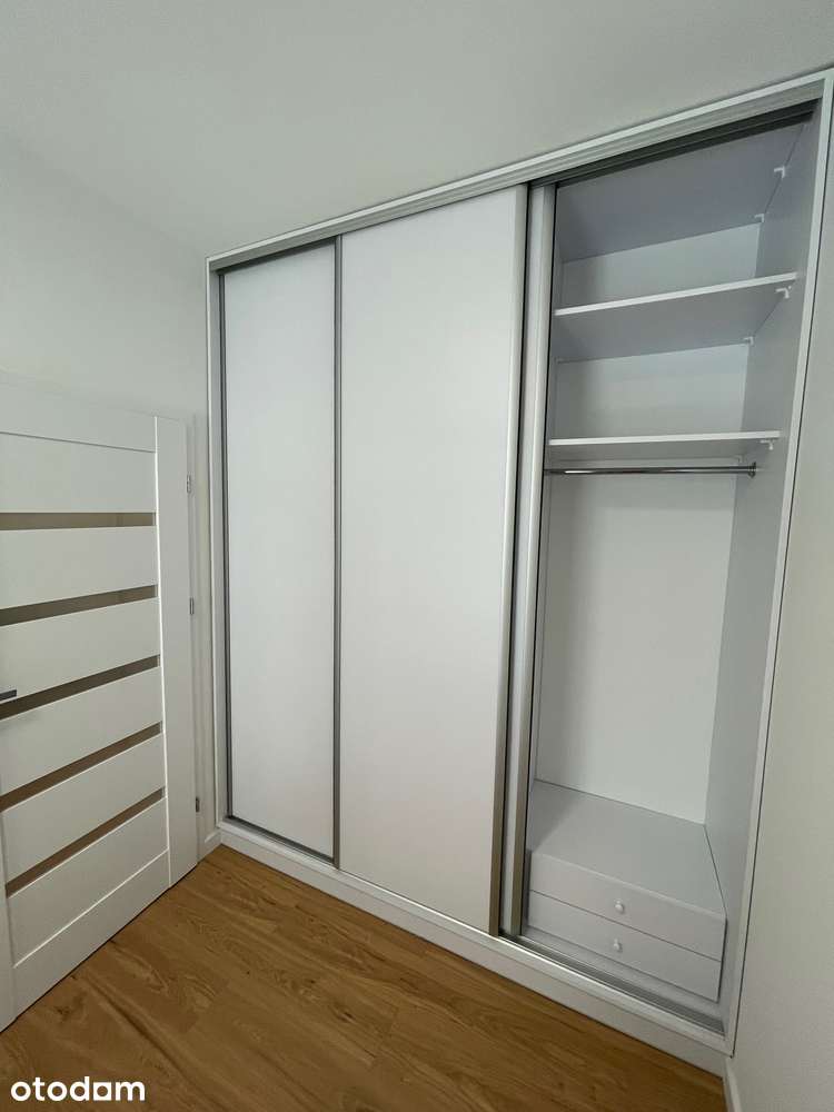 Okolice Uniwersytetu Ekonomicznego, Galerii Kraków/Miejsce w hali