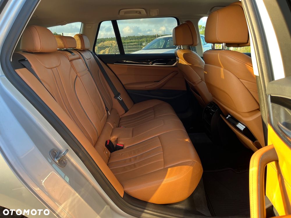BMW Seria 5 - 21