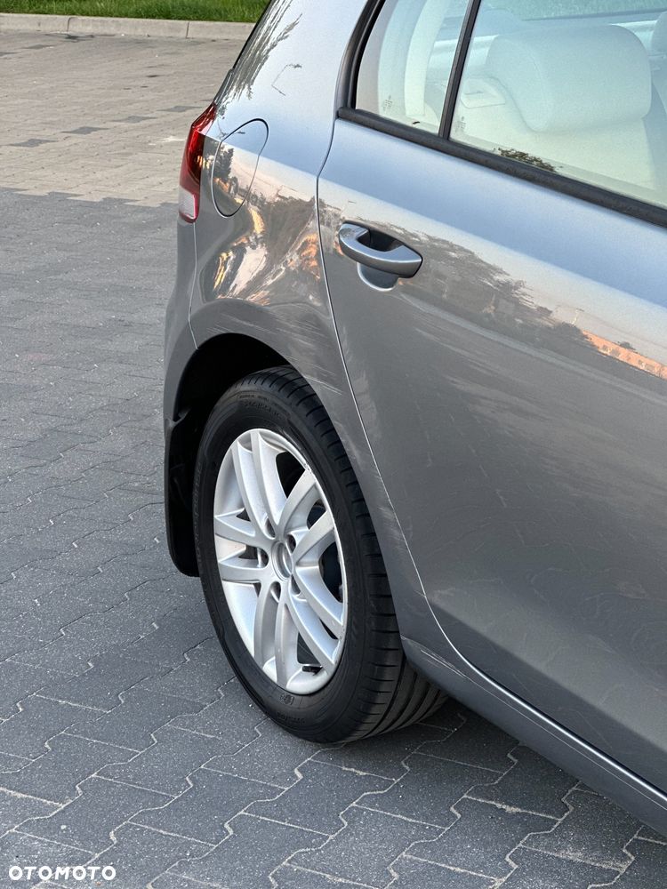Volkswagen Golf 1.4 TSI Highline - 11