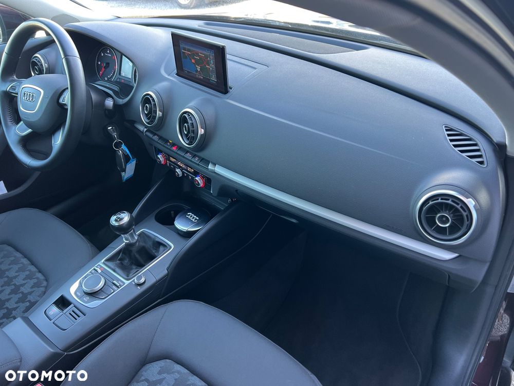 Audi A3 Sportback 2.0 TDI (clean diesel) Attraction - 15