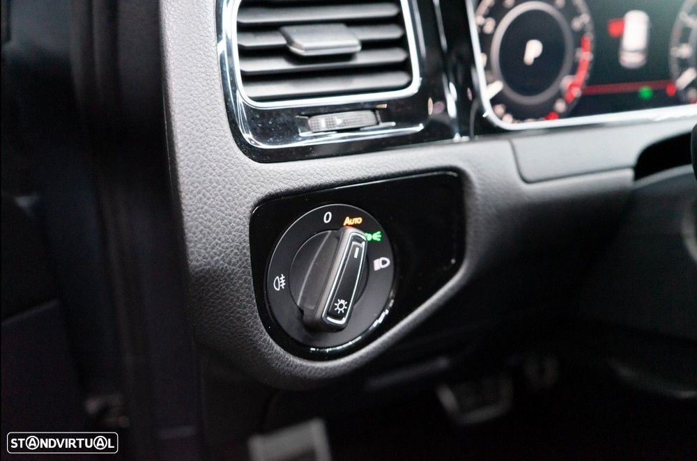 VW Golf GTI (BlueMotion ) DSG - 11