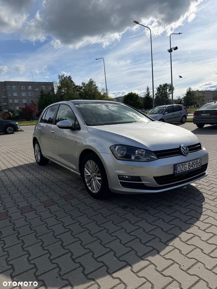 Volkswagen Golf 1.2 TSI BMT Comfortline - 4