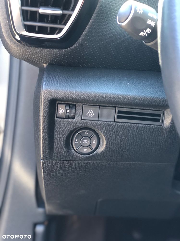 Citroën C4 BlueHDi 130 Stop&Start EAT8 FEEL PACK - 29