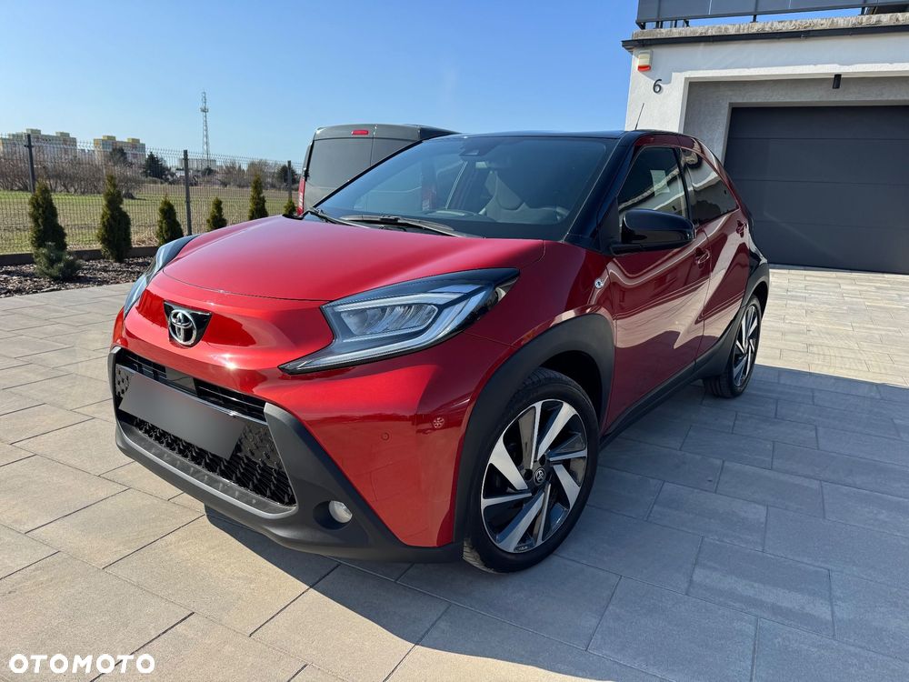 Toyota Aygo X 1.0 VVT-i Executive - 1