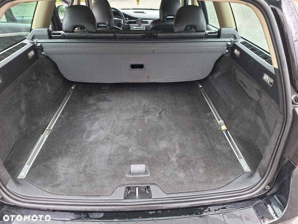 Volvo V70 2.0D Momentum - 13